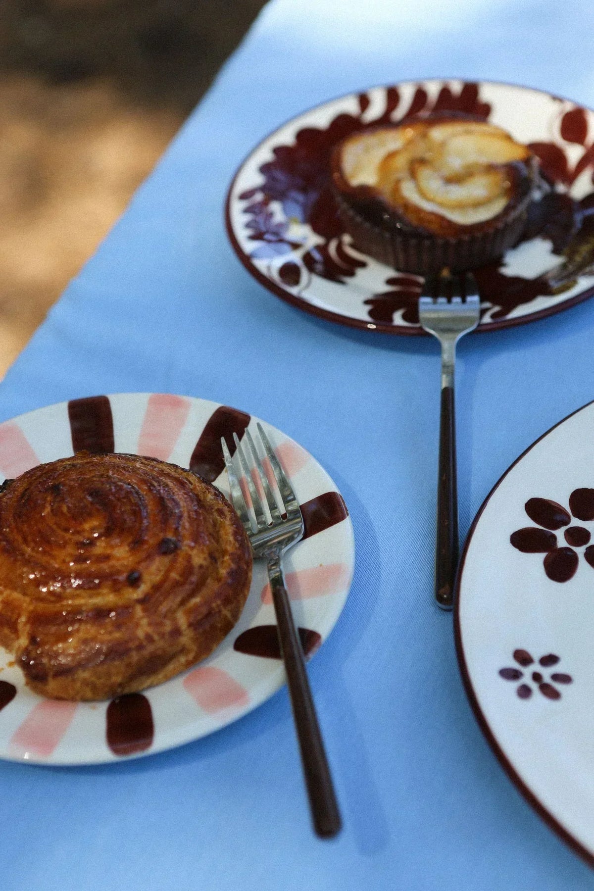 Parasol Side Plate, Neapolitan
