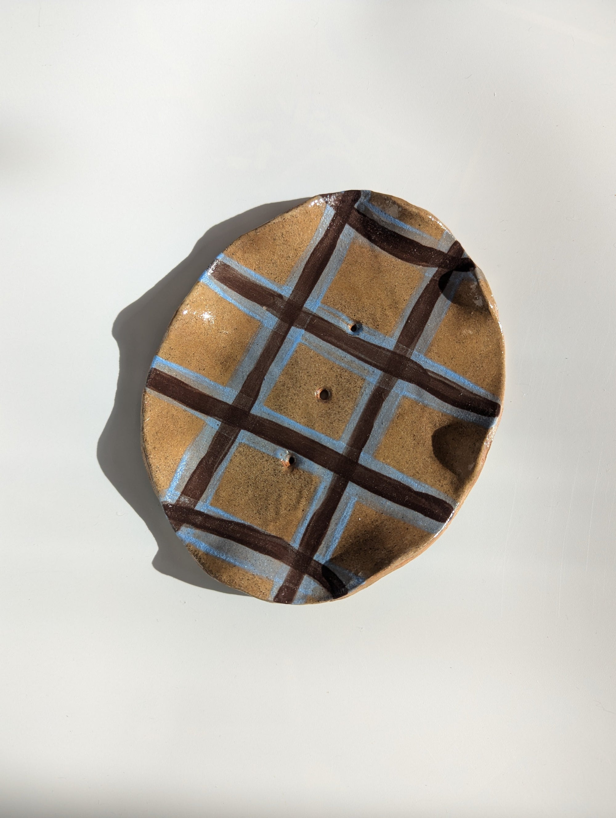 Gingham Stripe Wavy Soap Dish