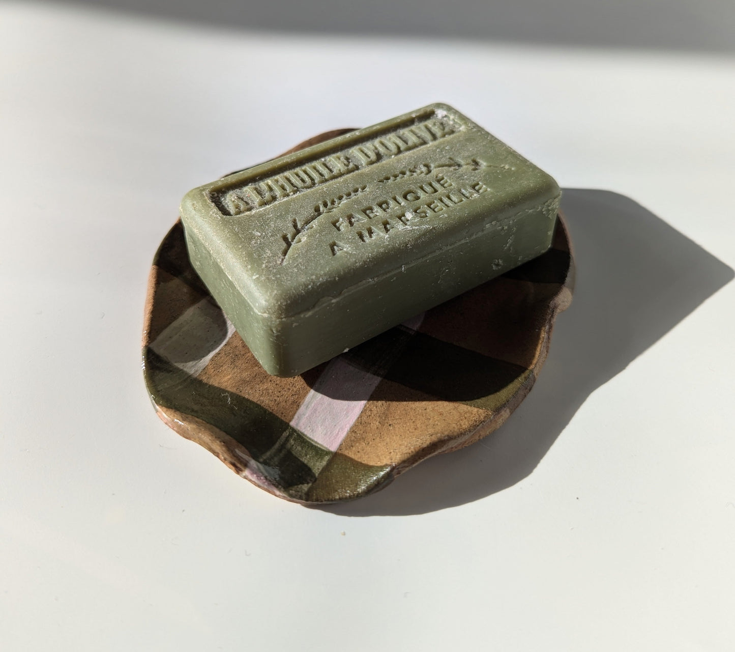 Gingham Stripe Wavy Soap Dish