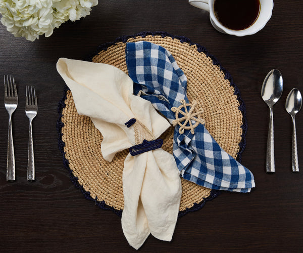 Coastal Ship Wheel Napkin Ring – 2.5” Handwoven Iraca Palm – Nautical Table Decor from Colombia