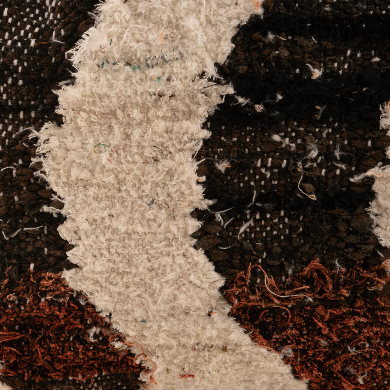 Pillow Abdelouahed Wave 1