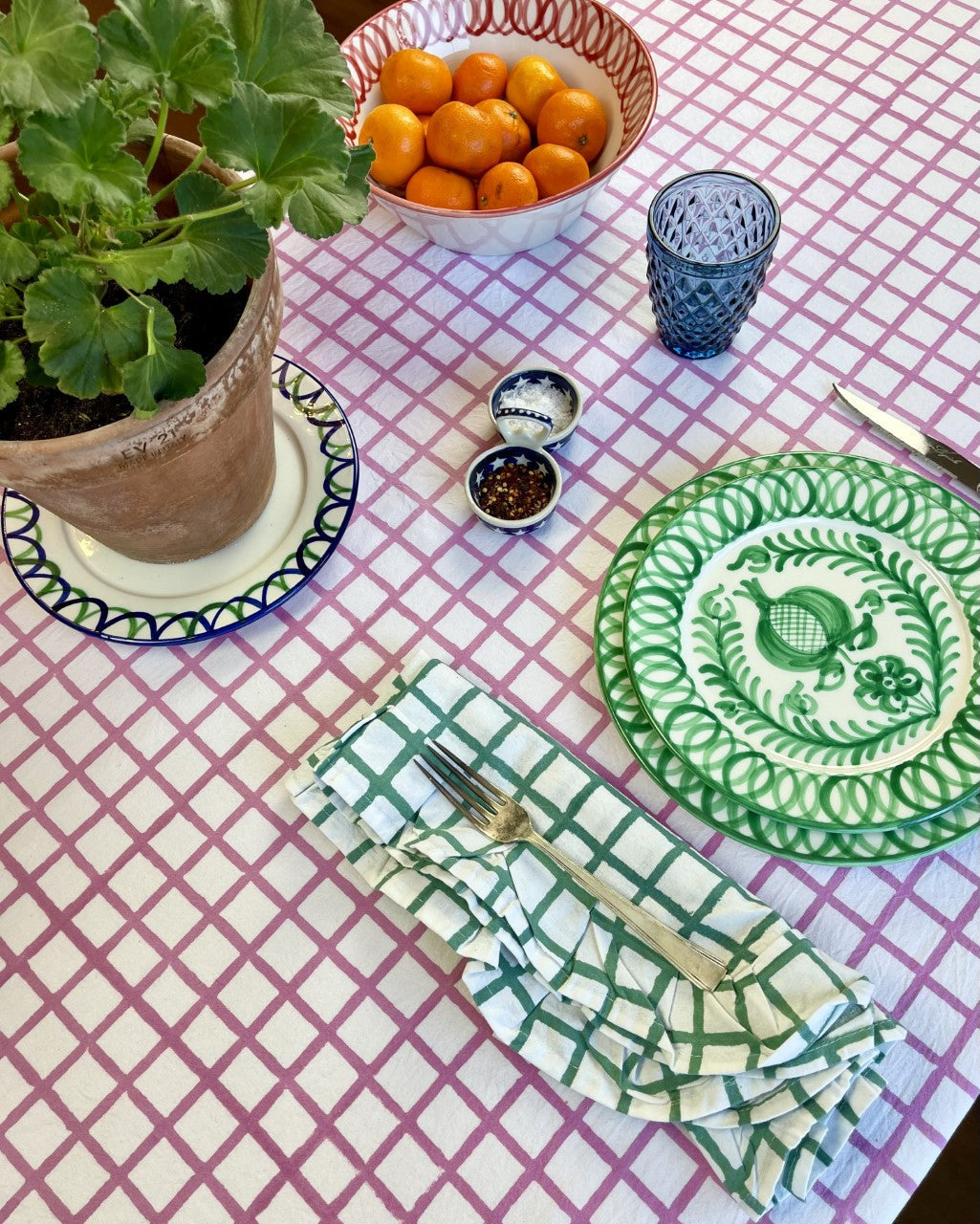 Pink Ruffle Check Tablecloth