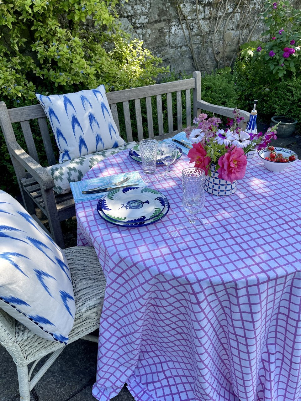 Pink Ruffle Check Tablecloth
