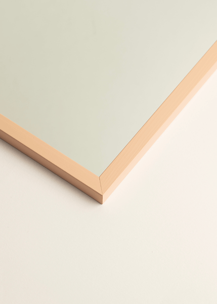 Plaster_Pink_Mirror_Corner