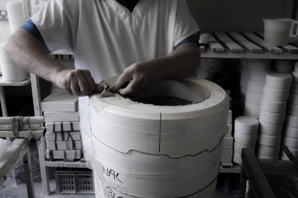 The process of making the Big Vase 1 and 2 by Max Lamb