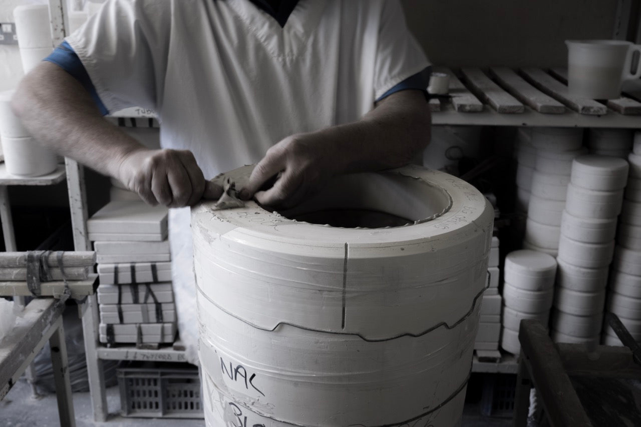 The process of making the Big Vase 1 and 2 by Max Lamb