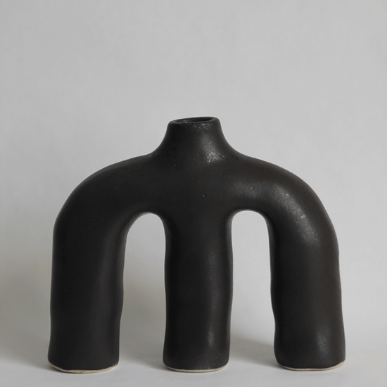 Anatomi­a Sutil Vase Charcoal Black