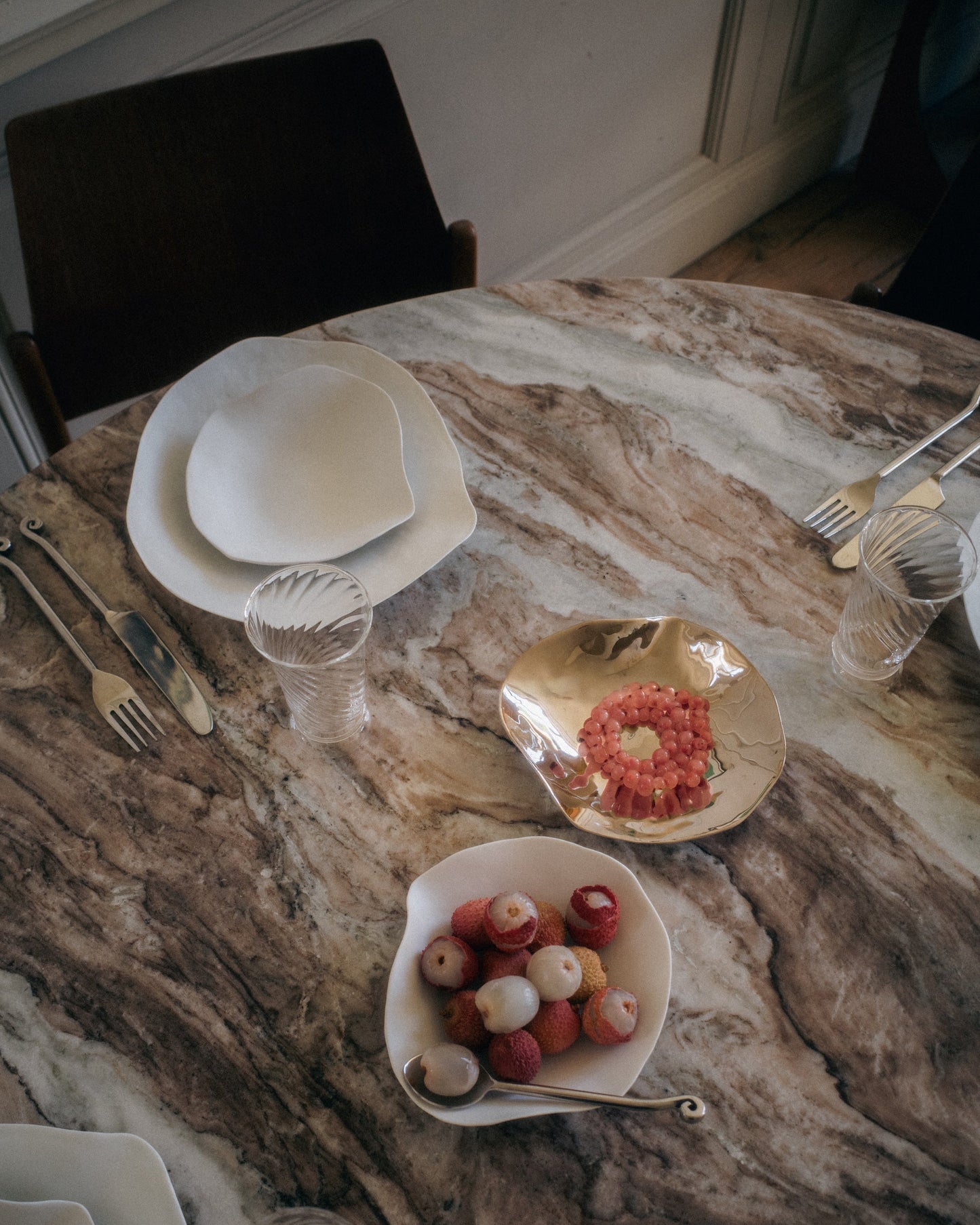 Indulge nº5 small plate / platinum