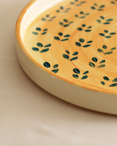 ROUND YELLOW CERAMIC SERVING PLATTER 