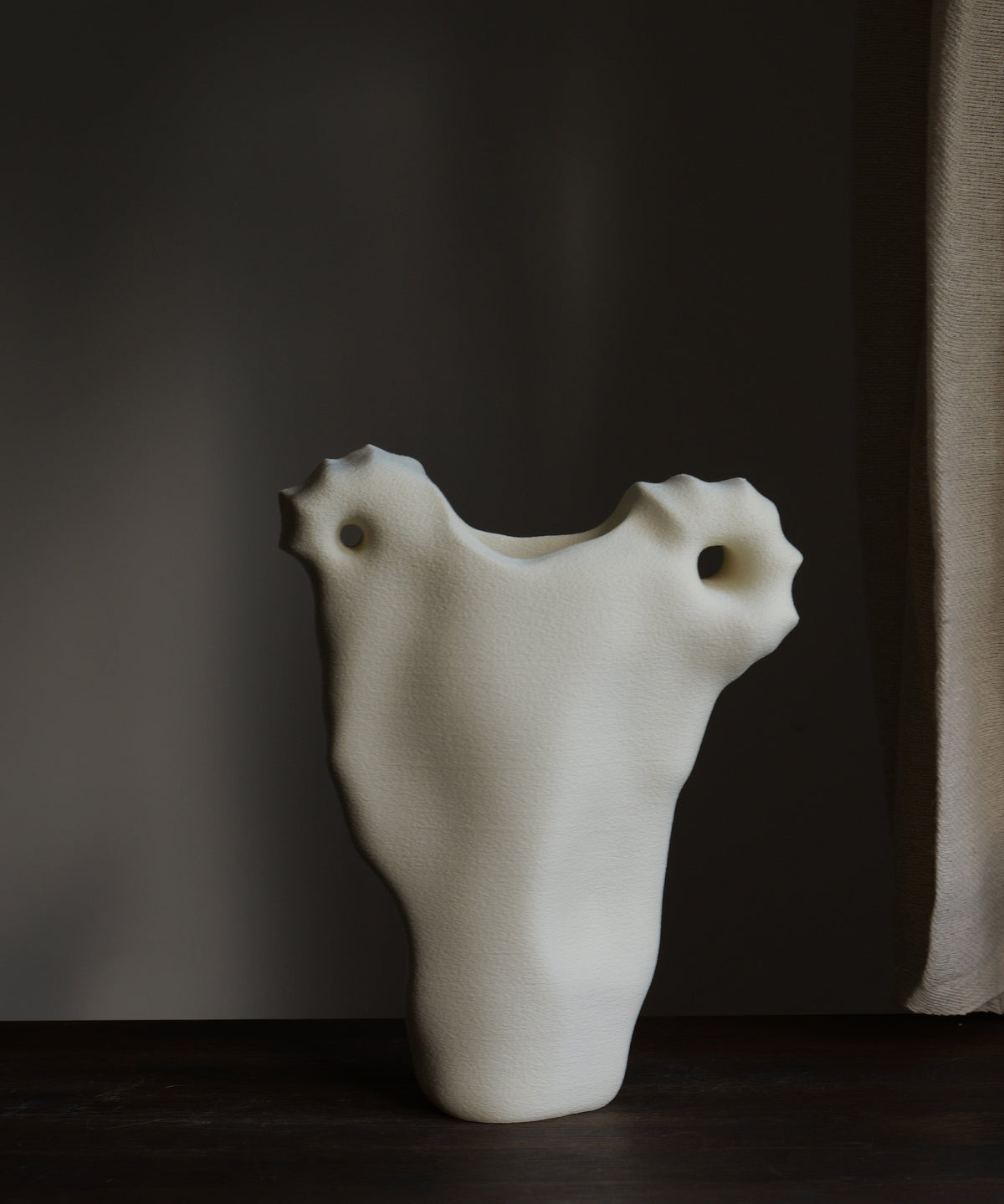 Ribs | Vase 01 | Sandstone
