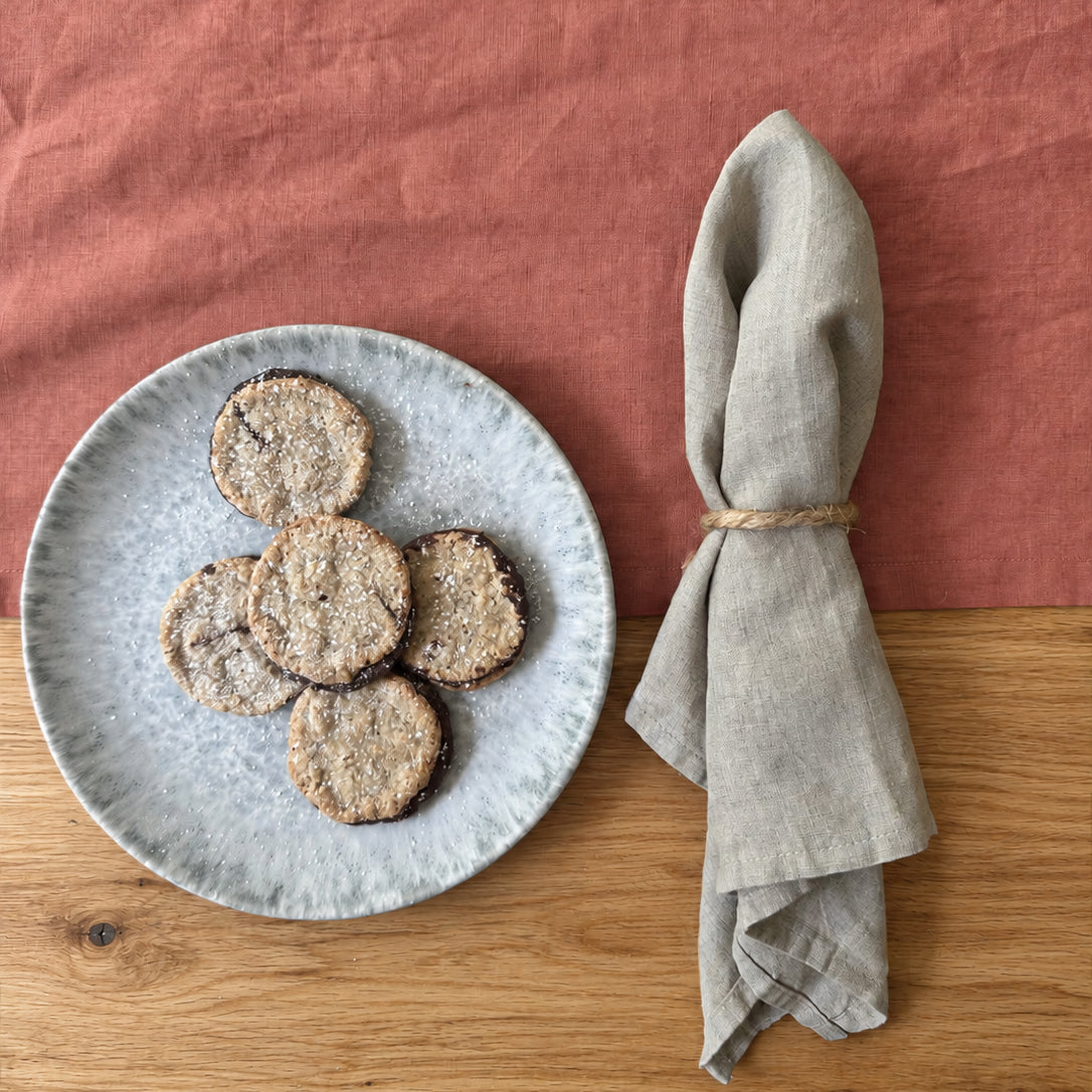 100% Linen Table Runner OEKO-TEX® Certified - Rosa
