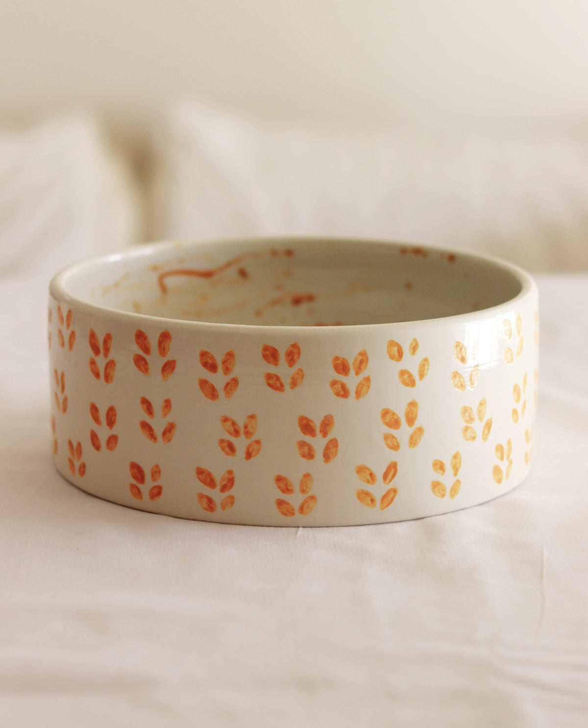 CERAMIC BOWL WITH YELLOW LEAFS HAND PAINTED