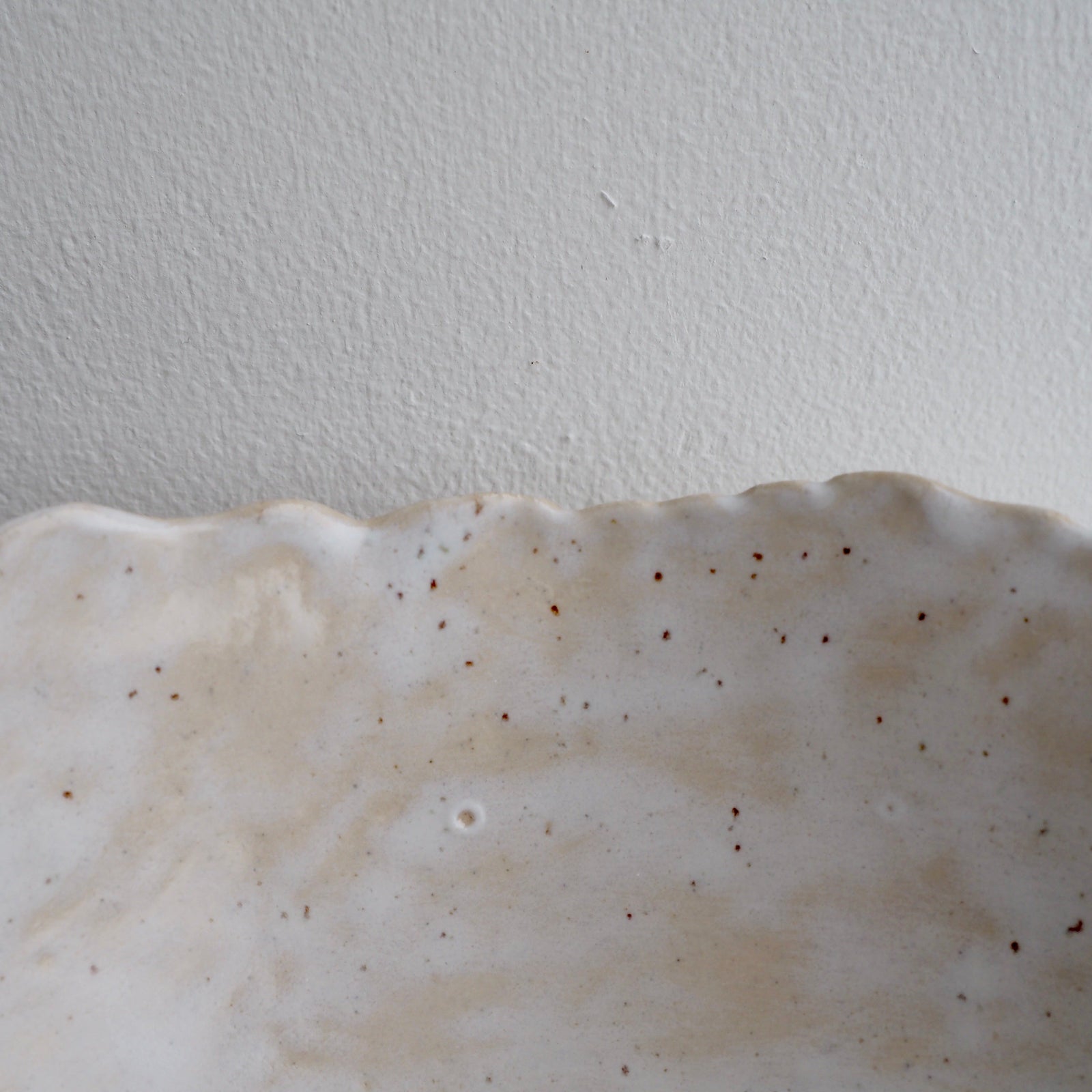 Handmade Cream/White Speckled Scalloped Ceramic Serving Bowl.