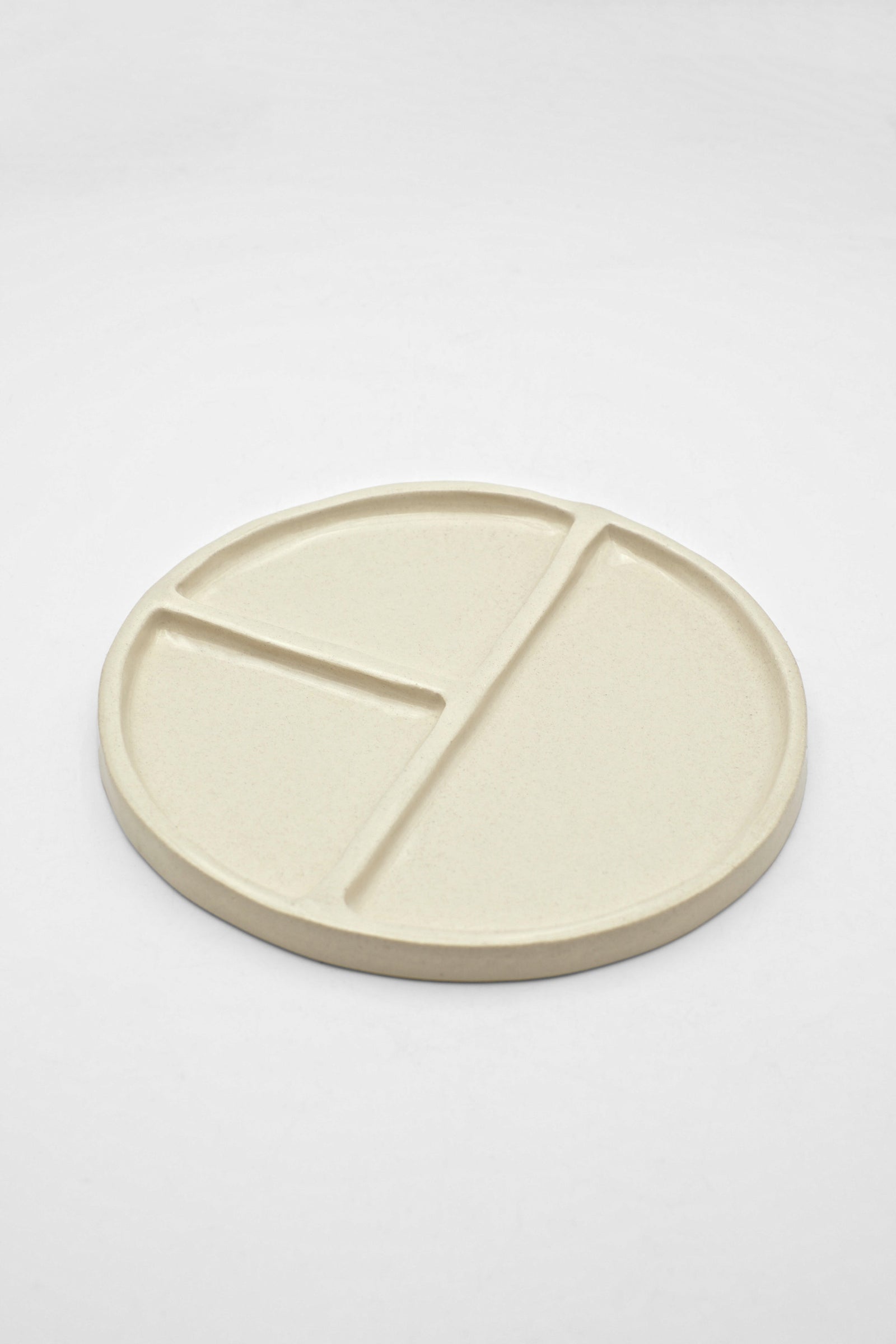 Cedros Jewelry/Snack Plate AUAKE