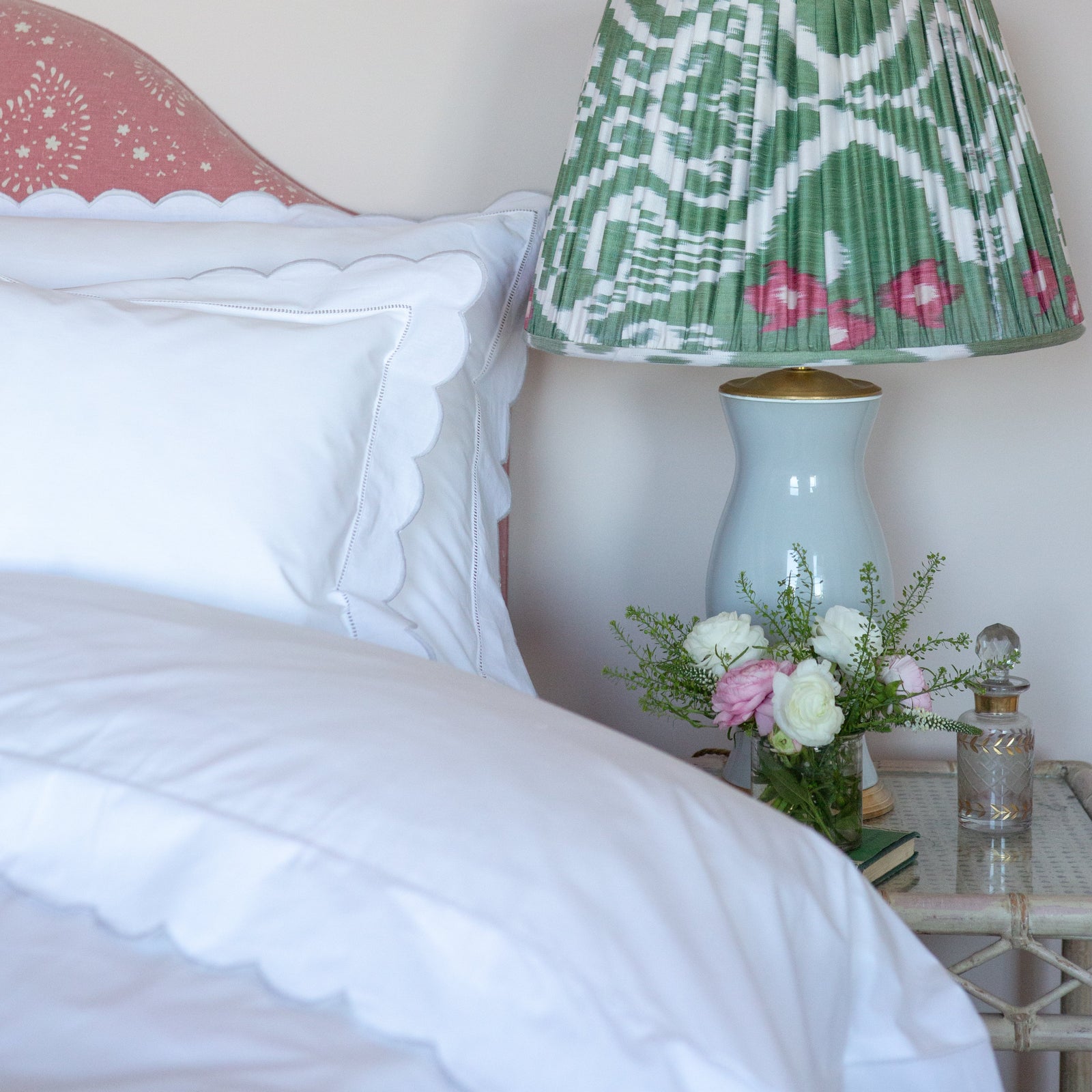 Grey Scallop Pillowcase