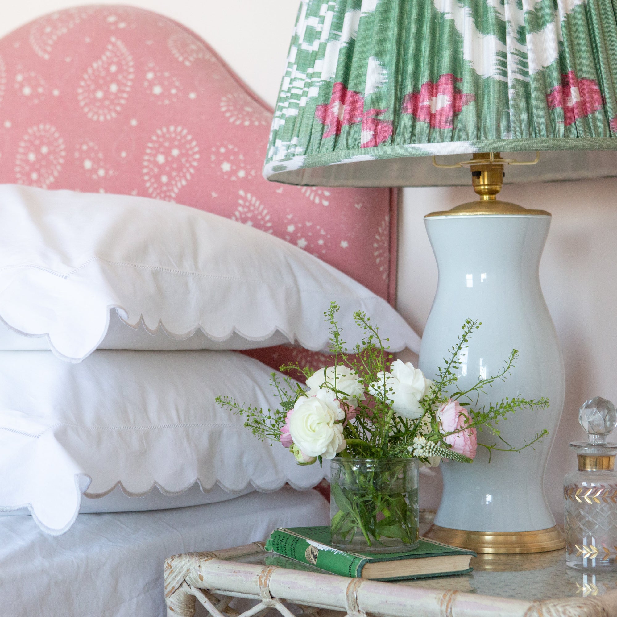 Grey Scallop Pillowcase