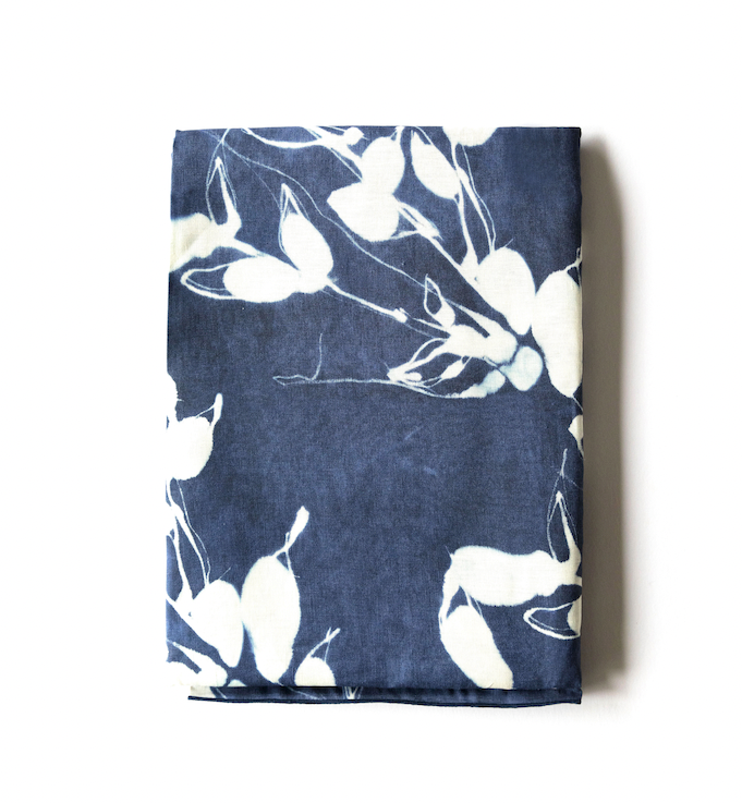 Porto Print Indigo linen tablecloth rectangle 60x120 with hand-painted cascading floral pattern in deep indigo blue - Goldie Home