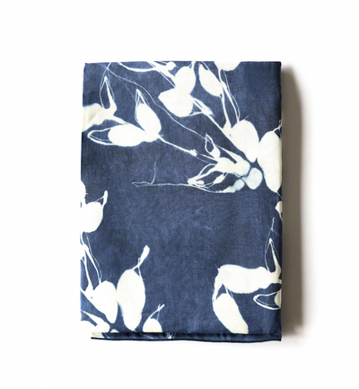 Porto Print Indigo linen tablecloth rectangle 60x120 with hand-painted cascading floral pattern in deep indigo blue - Goldie Home
