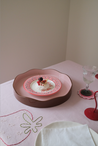 Allegra Round Wiggle Tray in Pink and Brown