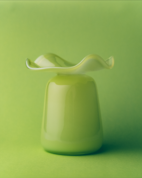 Marla Primrose Medium Handmade Glass Ruffle Bud Vase – Green – side view