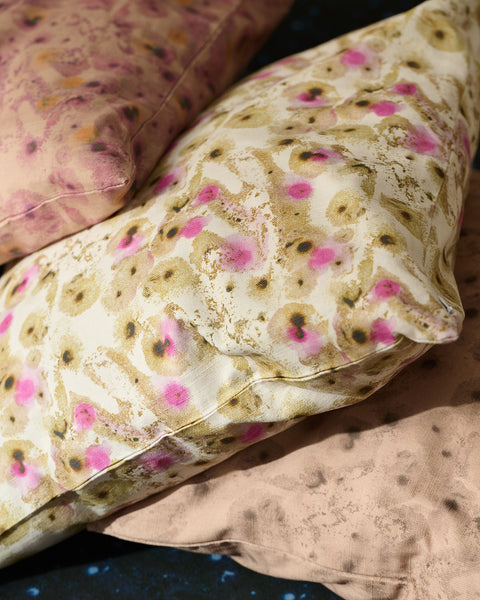 Selene watercolor abstract cushion in pink close up