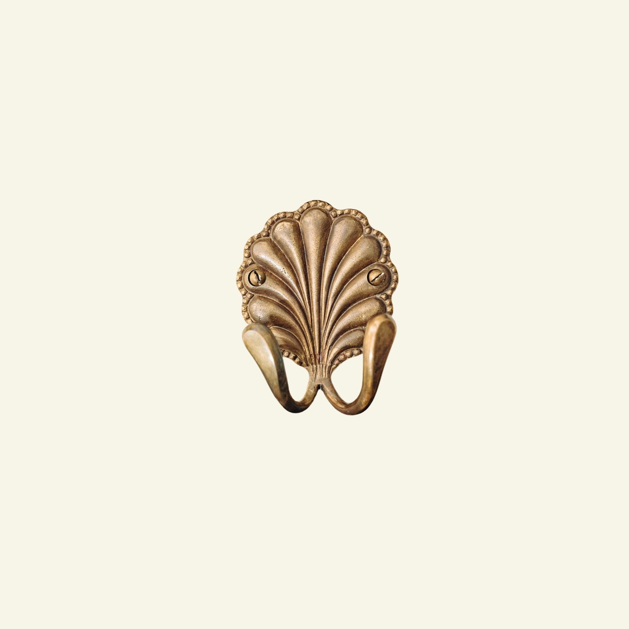 Shell Hook Double, Aged Brass