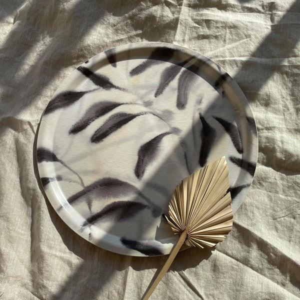 Beige Amongst Round Tray (Medium)