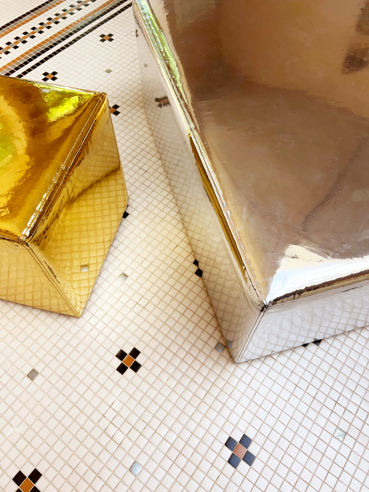 DISCO Ottoman, Chrome