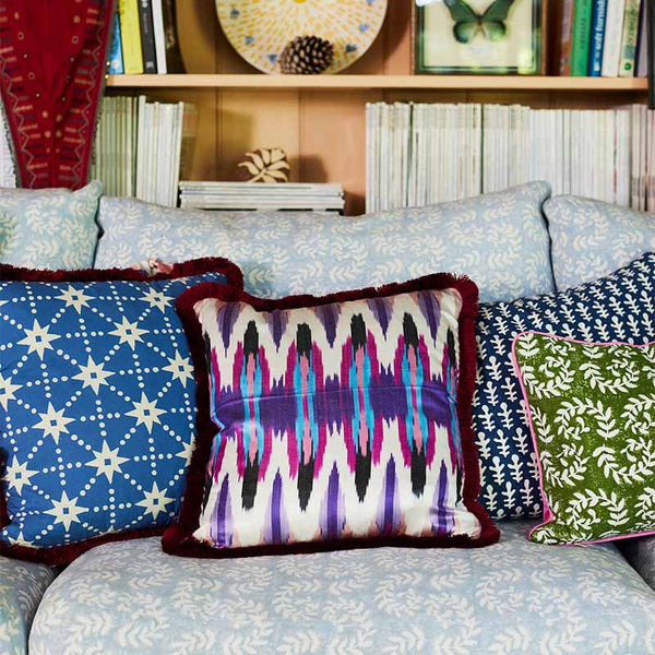 Cushion Brushed Fringe Stars in Blue