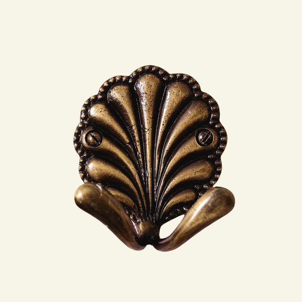 Shell Hook Double, Aged Brass