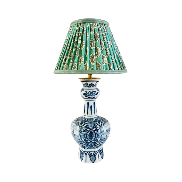 Antique Delft ‘Knobbelvaas’ Lamp