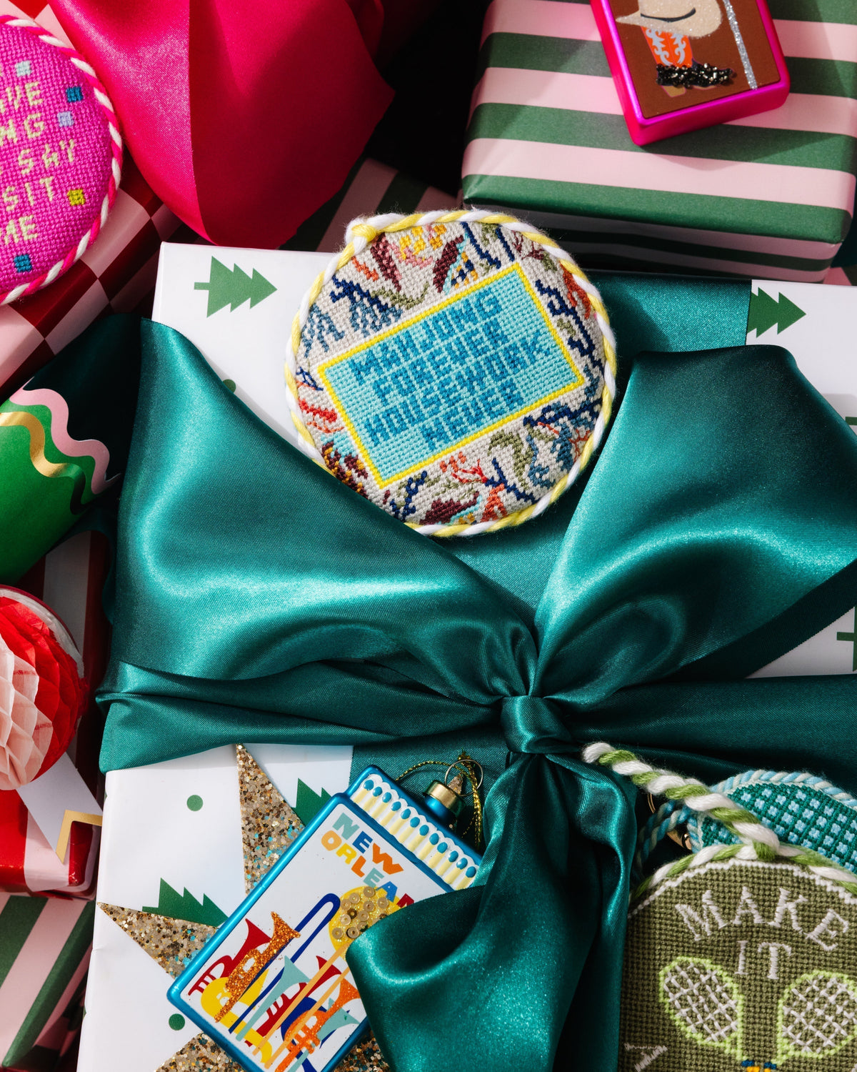Needlepoint Ornament - Mahjong Forever