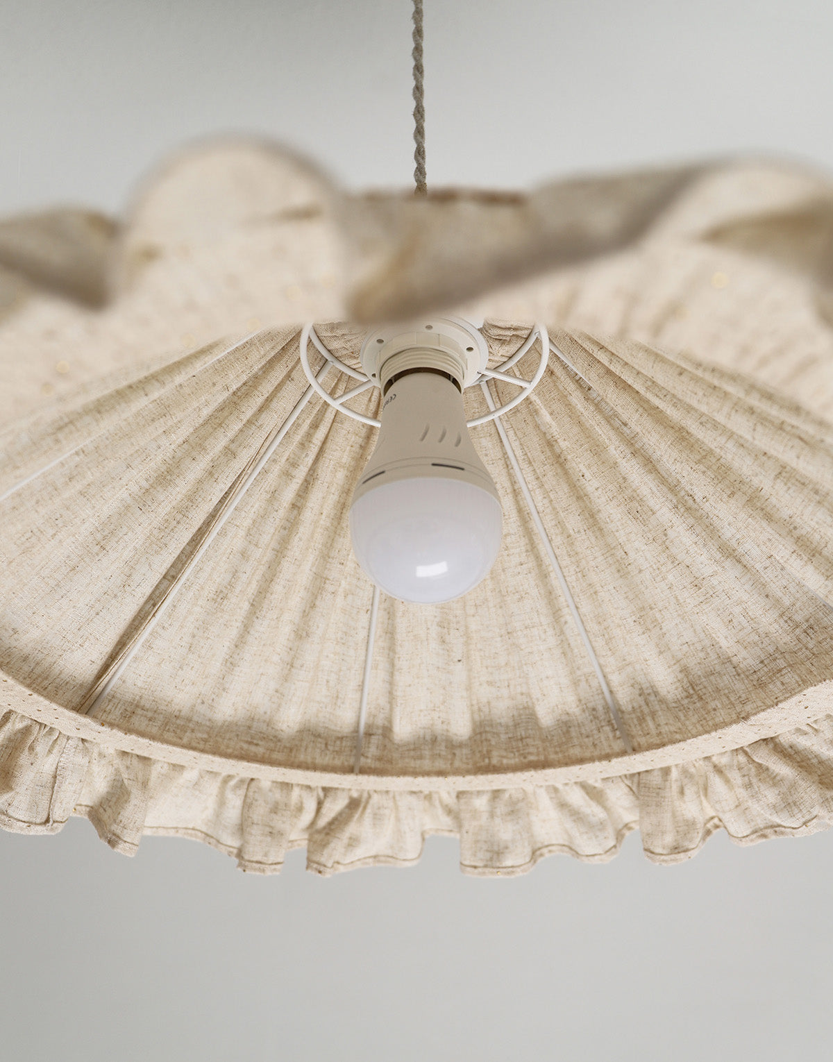 Conical Pendant Light With Ruffle Emilia “Classic Dots”