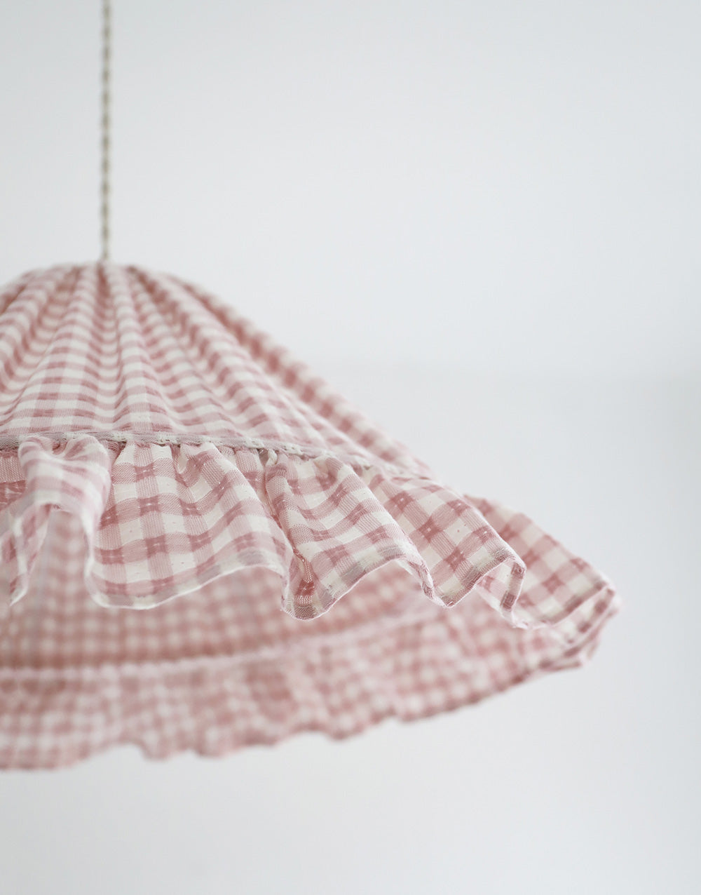 Conical Pendant Light With Ruffle Emilia “Petits Carreaux Rose”