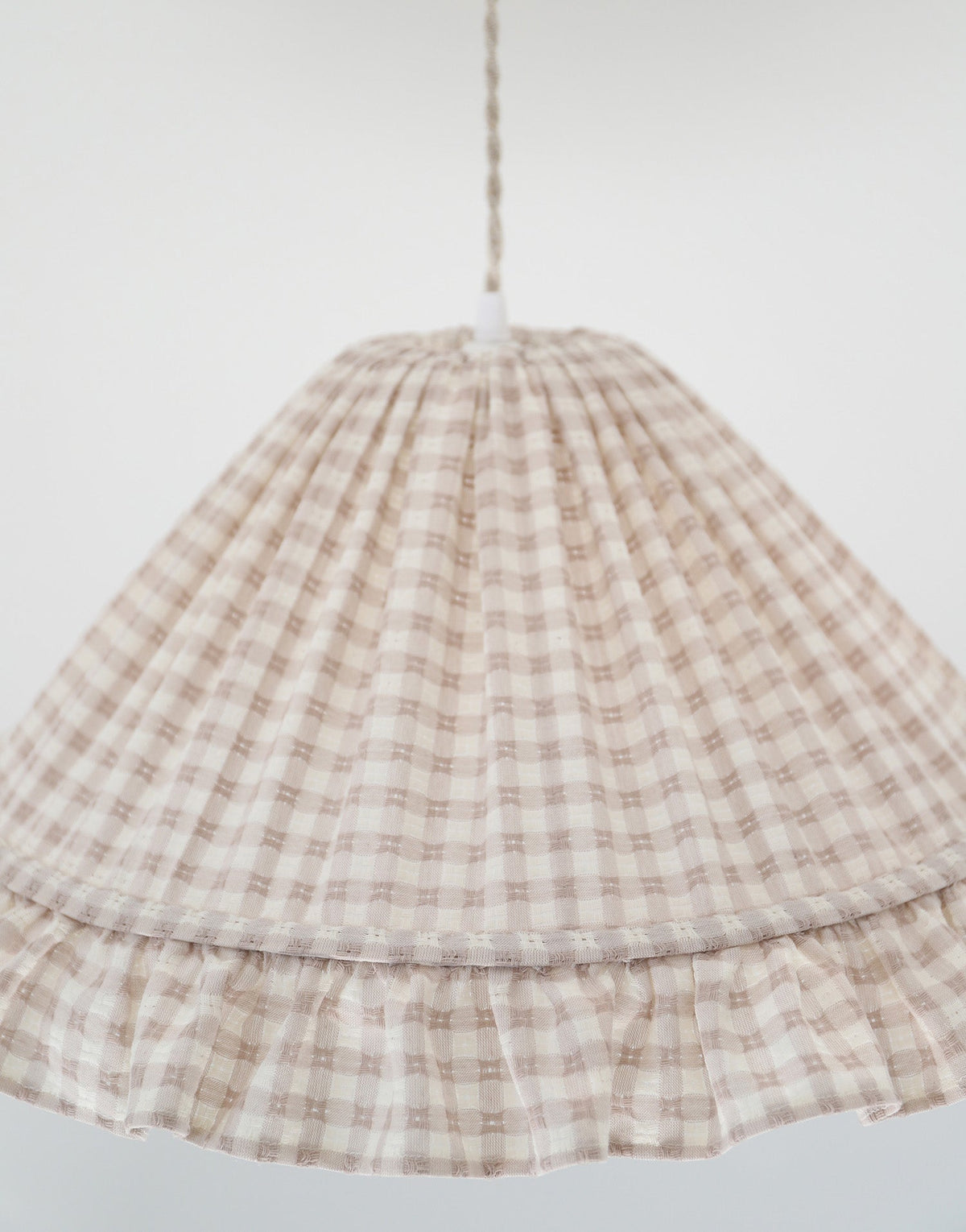 Conical Pendant Light With Ruffle Emilia “Petits Carreaux Beige”