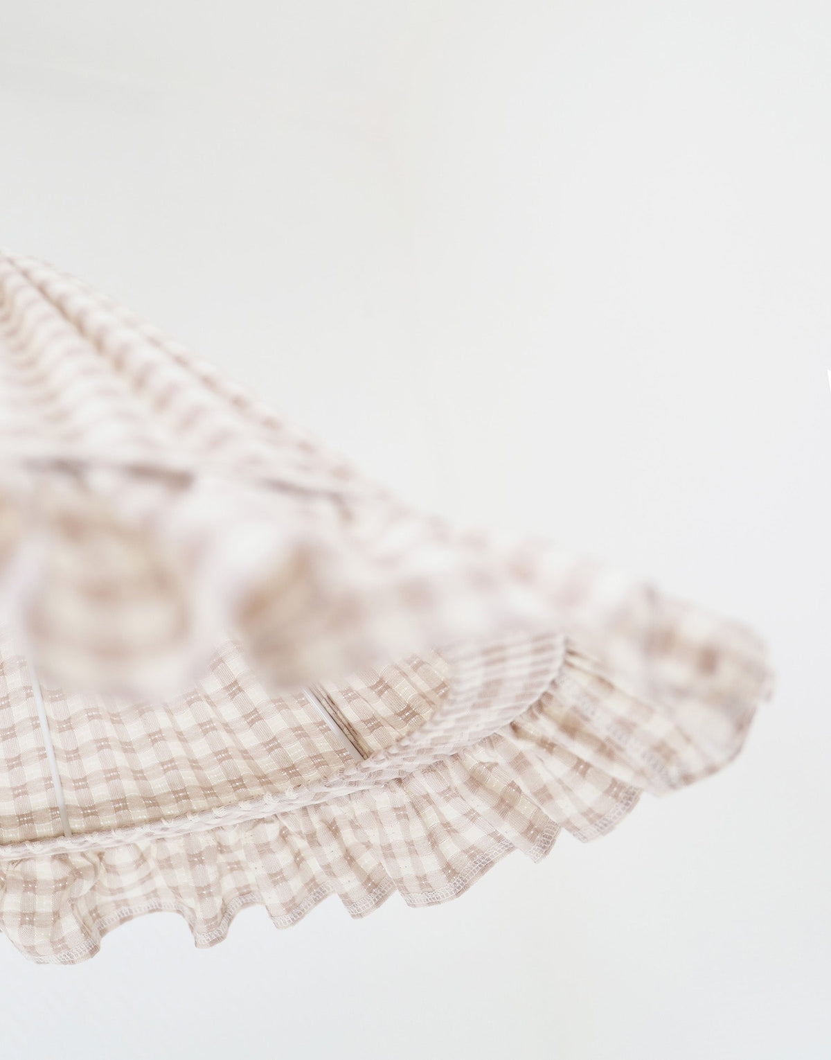Conical Pendant Light With Ruffle Emilia “Petits Carreaux Beige”