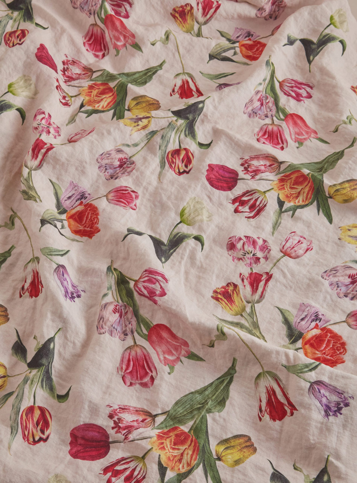 The Tulips Linen Tablecloth - Blush