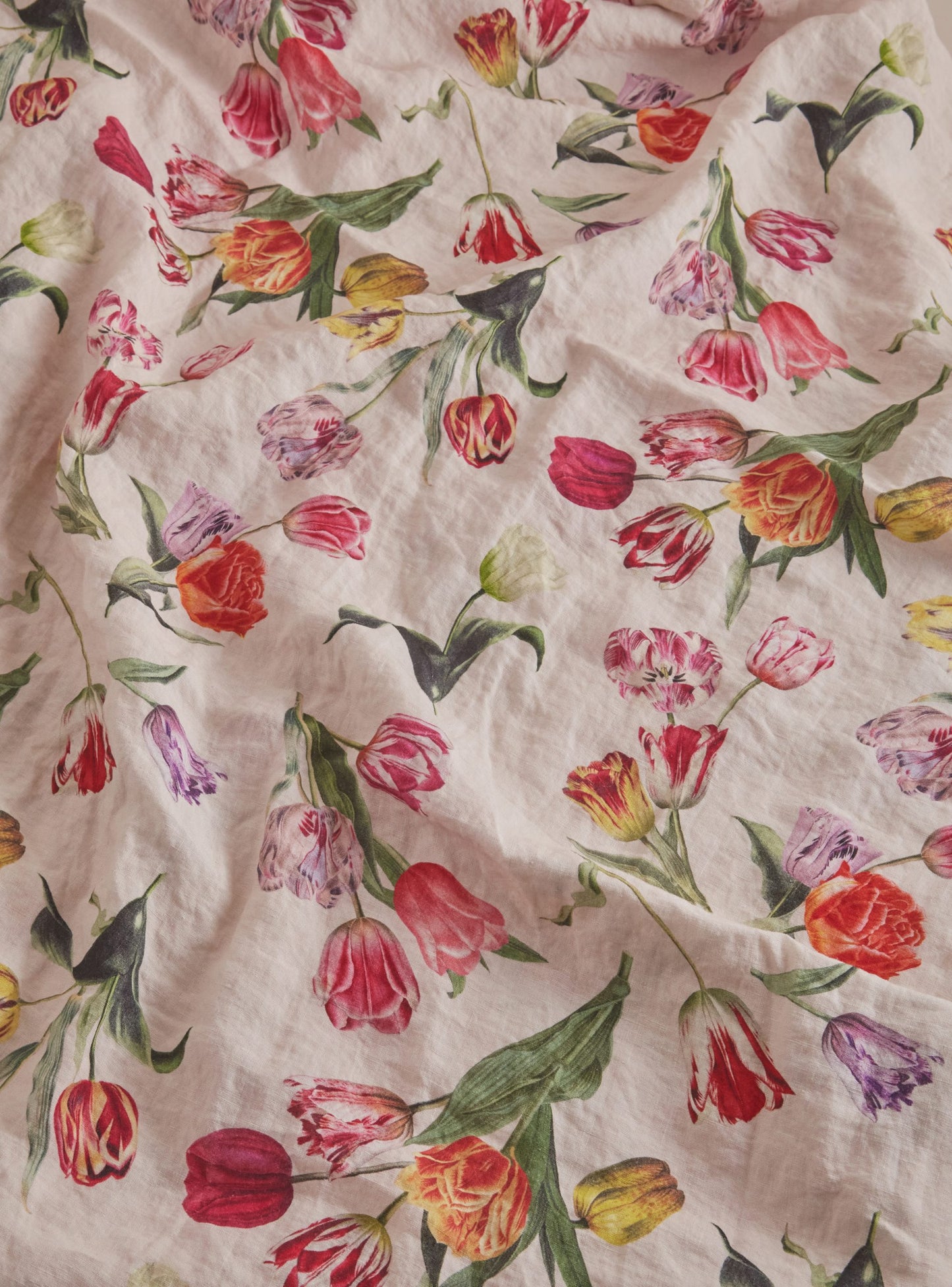 The Tulips Linen Tablecloth - Blush