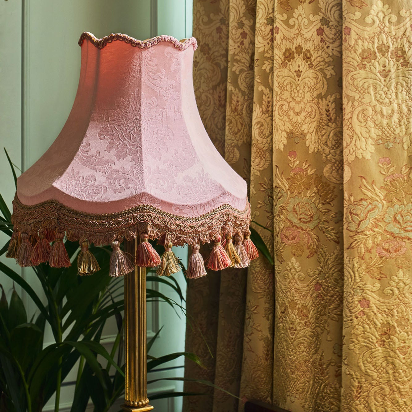 The Rose Quartz Damask Lampshade