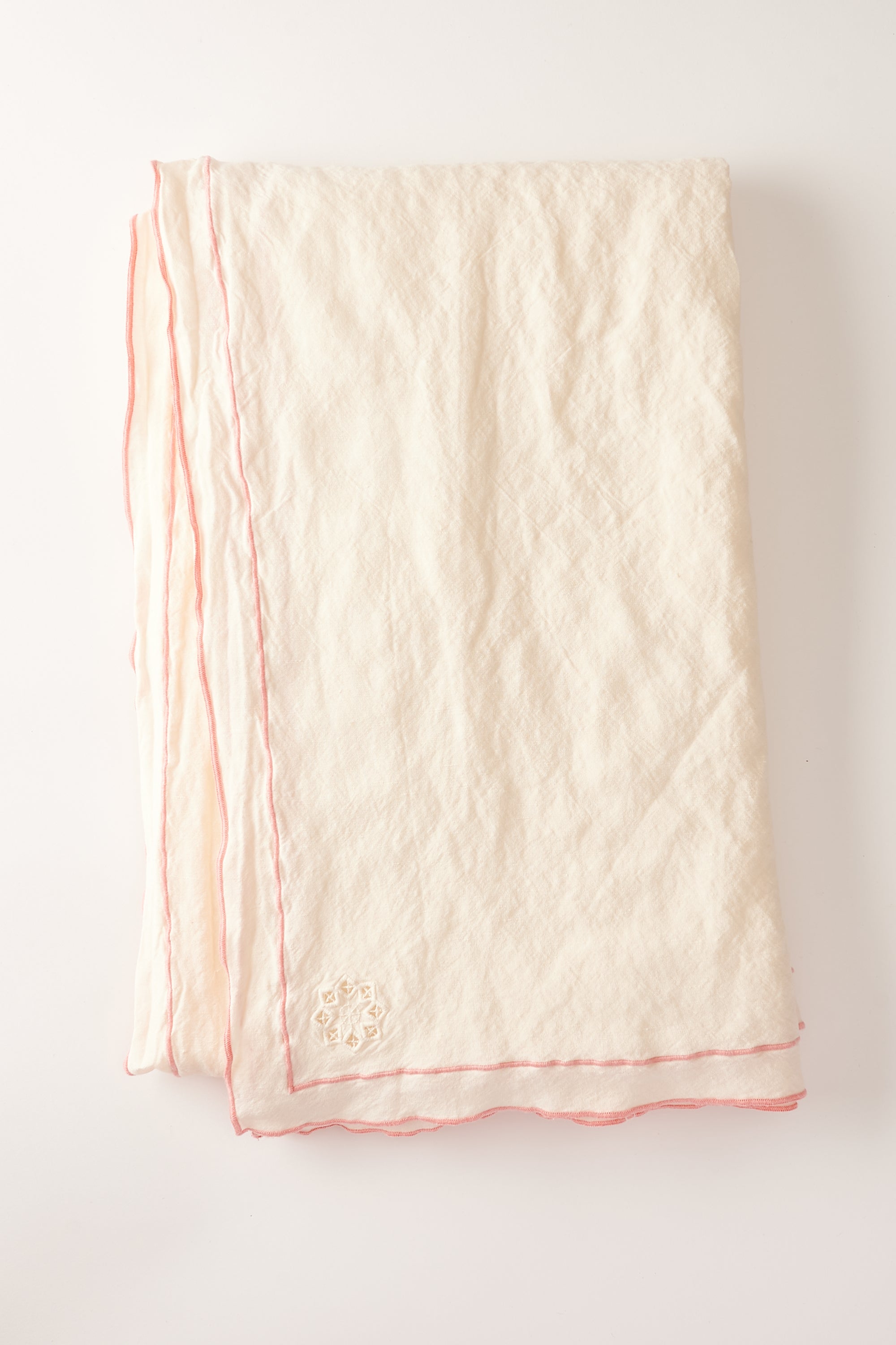 Day for Night Tablecloth Cream/Peony