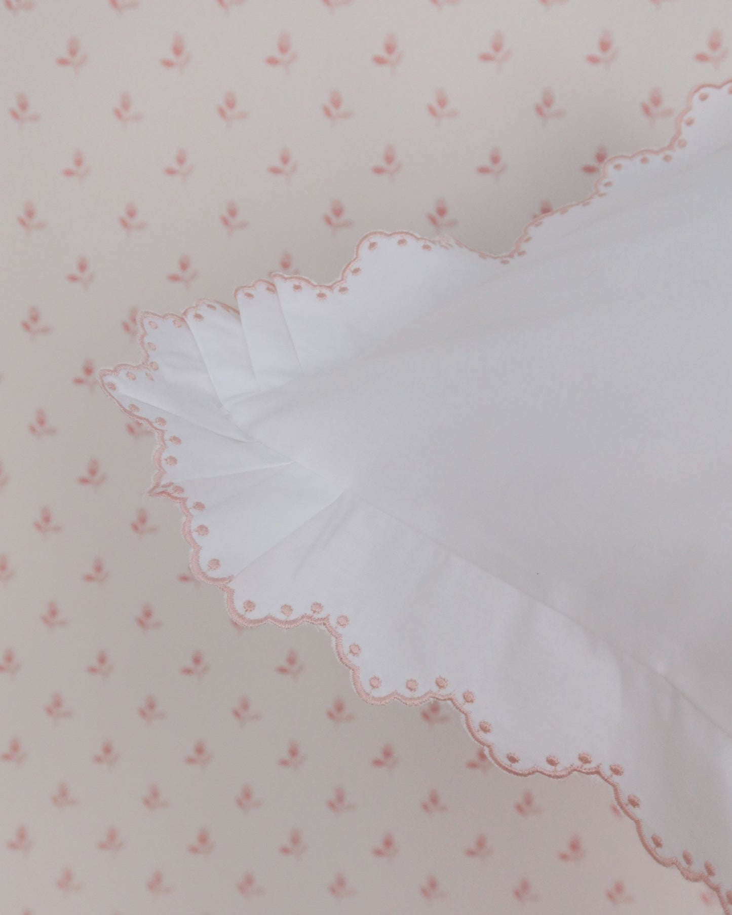 Camélia Pillowcase - Cotton (200 Thread Count Percale)