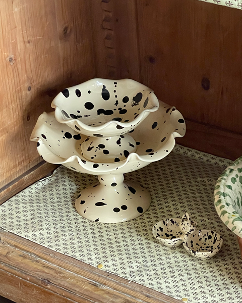 The Curvy Mini Bowl with Stand