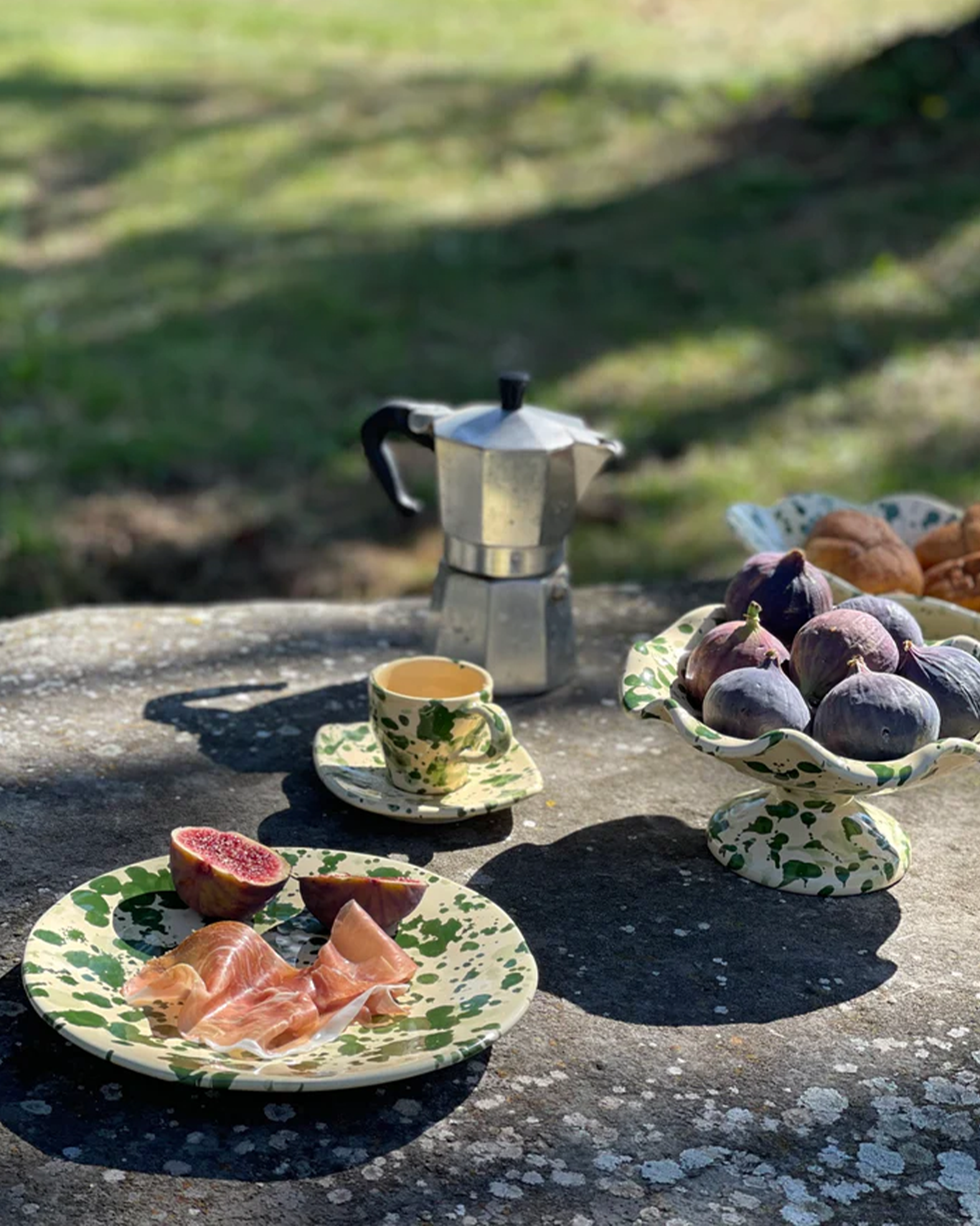 The Italian Caffé Cup with Plate Set of 2