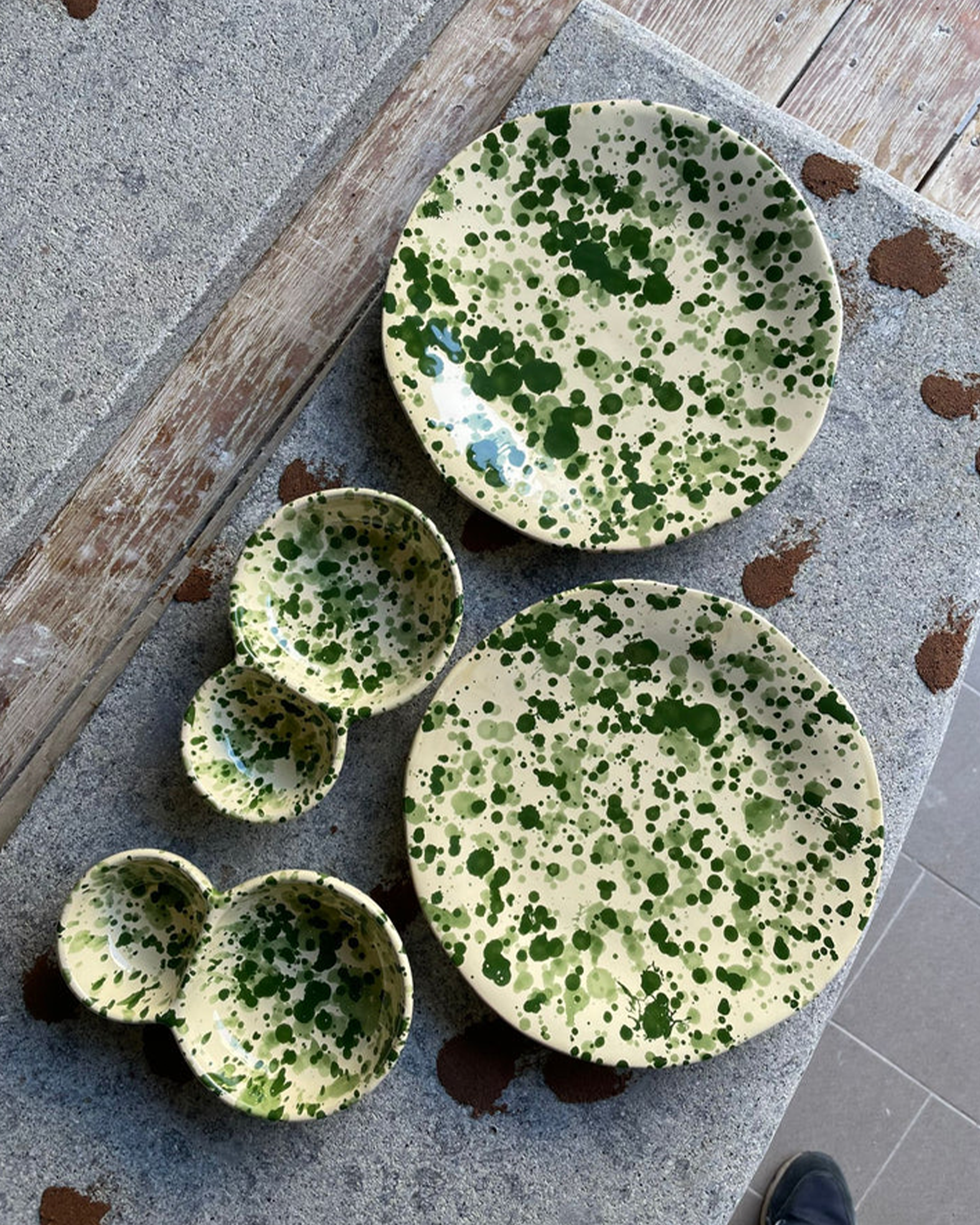 The Perfect Olive Dish for Olives and Pits