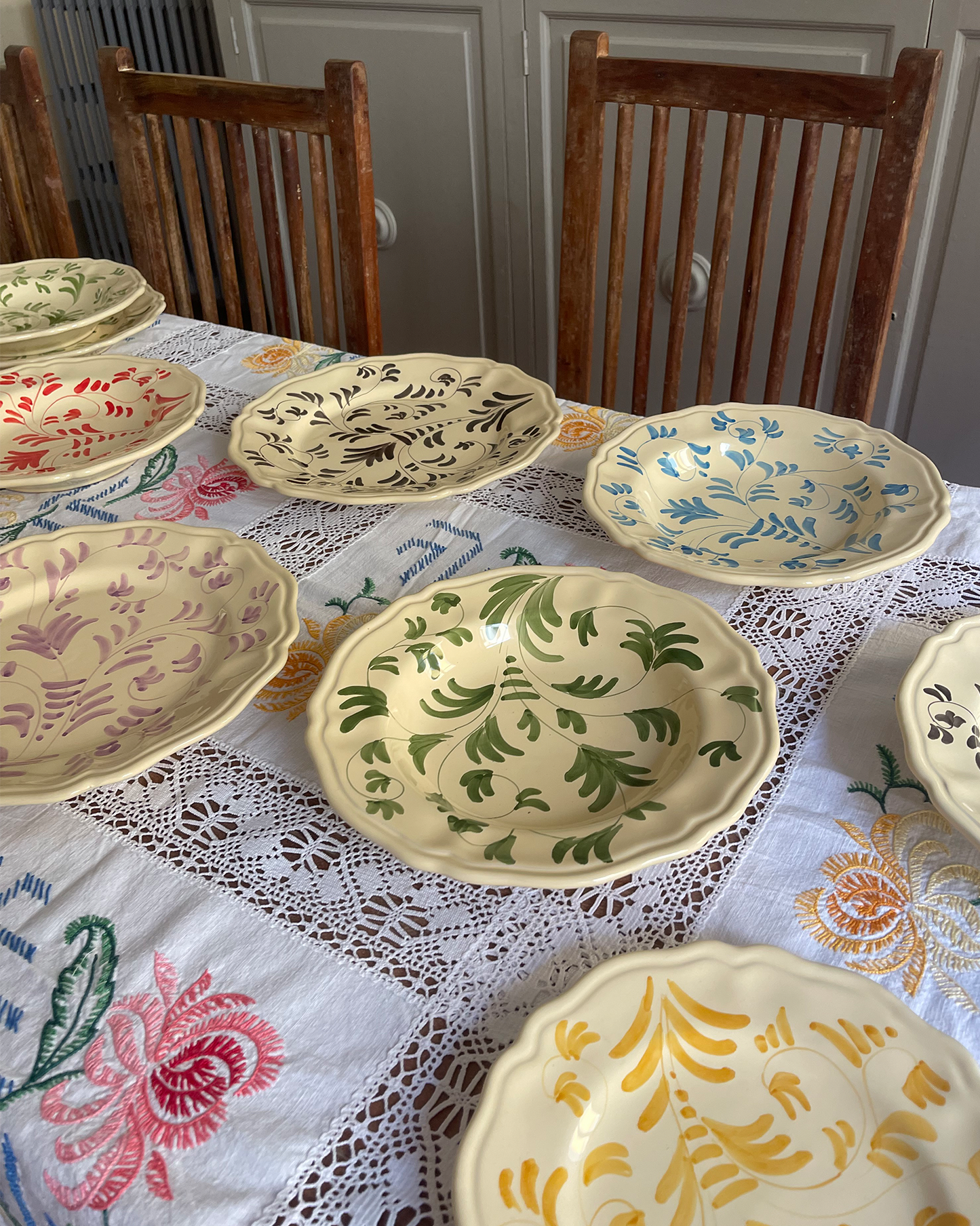 The Oro Sim Dinner Plate