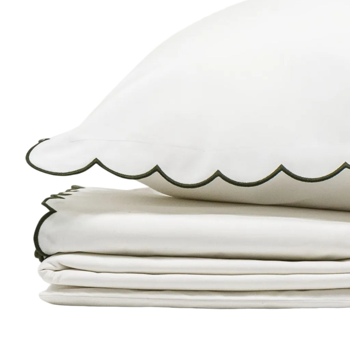 Scalloped Cotton Percale Bedding Set in White & Forest Green