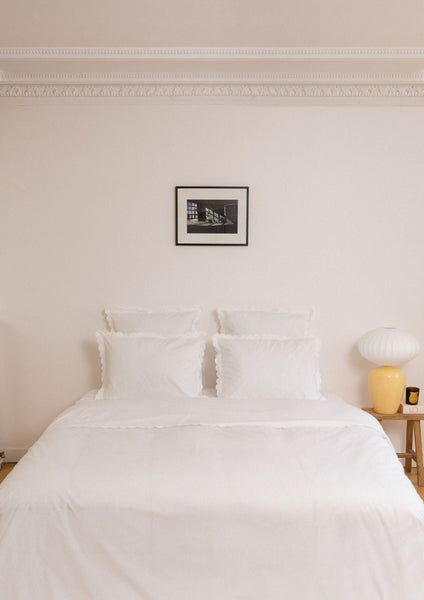 Scalloped Cotton Percale Duvet Cover in White