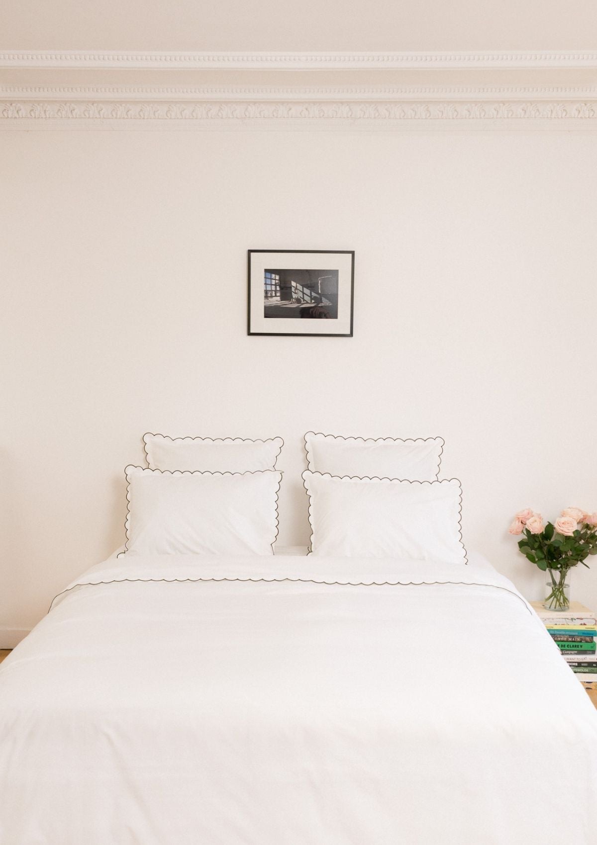 Scalloped Cotton Percale Duvet Cover in White & Forest Green