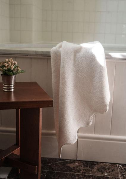 Ivory Cotton Wavy Bath Sheet