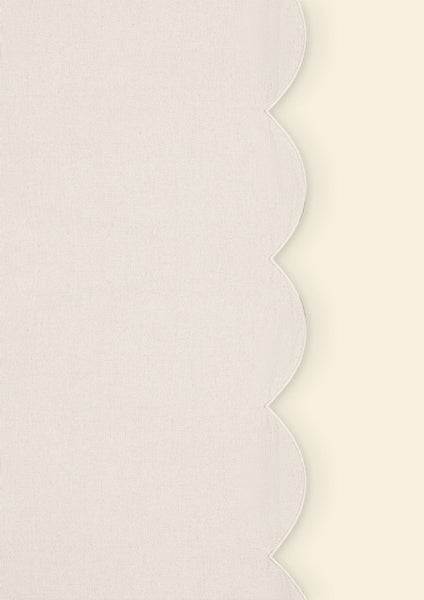 Scalloped Linen Tablecloth in Ivory